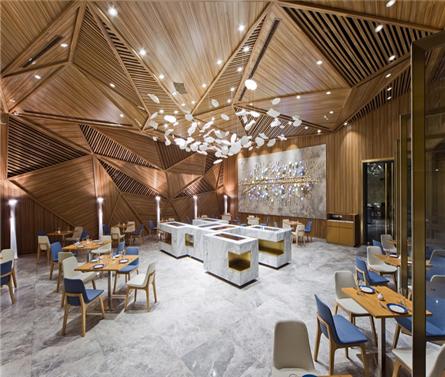 成都格兰云天精品酒店-阅餐厅空间设计