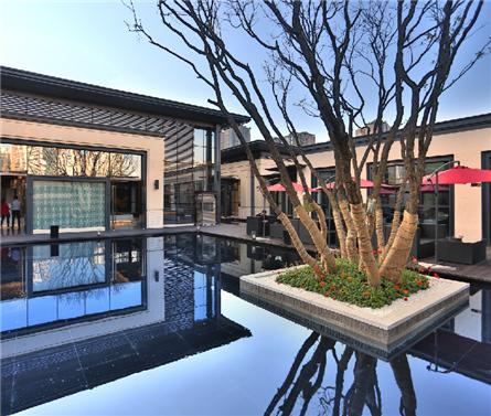 藍光 成都雍錦閣（藍光地產最高端——“雍錦系”中的城市豪宅系列項目）