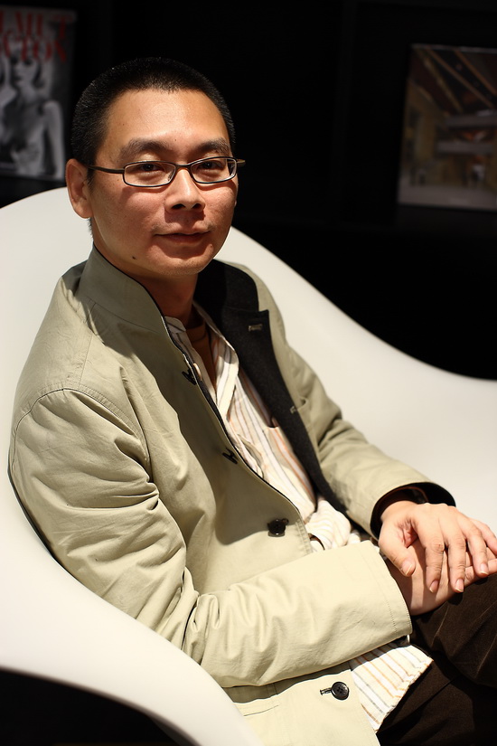 秦岳明_調整大小.jpg