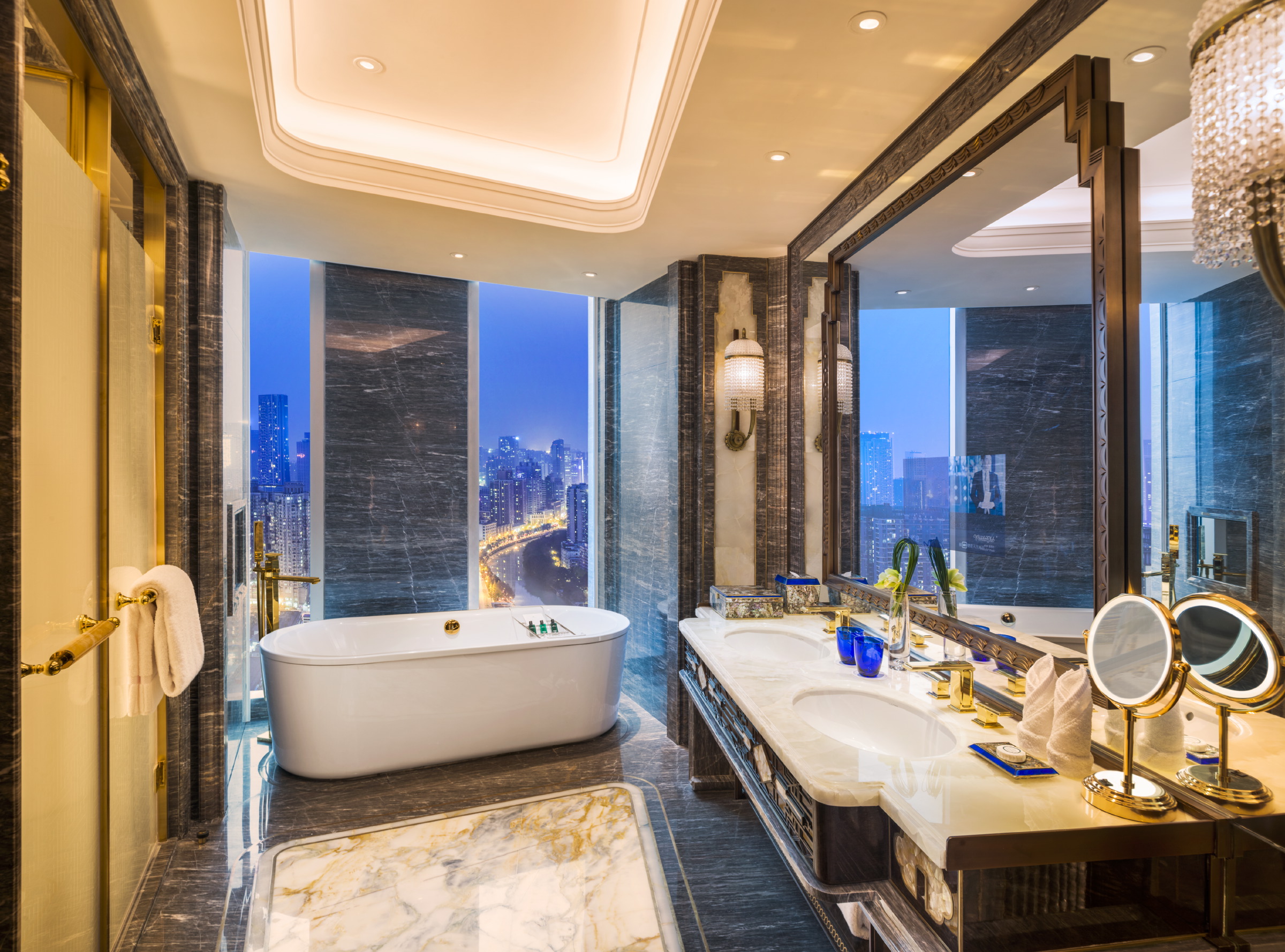 行政套房盥洗间 Executive Suite Bathroom.JPG