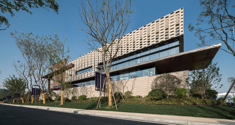 LC-196 09 南京魯能公館.jpg