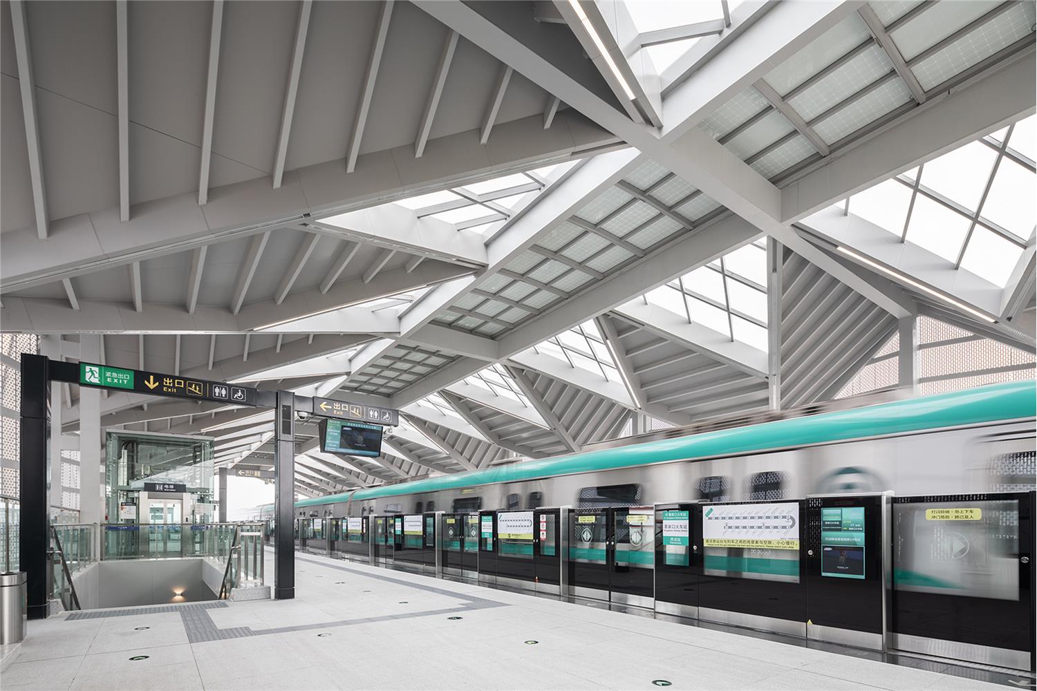 J&A杰恩设计打造最前沿空间一体化设计——青岛地铁13号线
