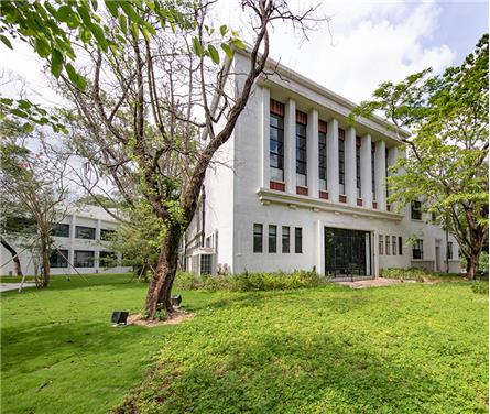 香港青年協會領袖學院 (前粉嶺裁判法院)