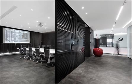 【极简黑白】- 上海启思设计办公空间
