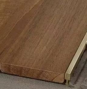 多层实木复合地板