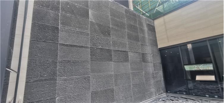 中國黑拉毛拉道面