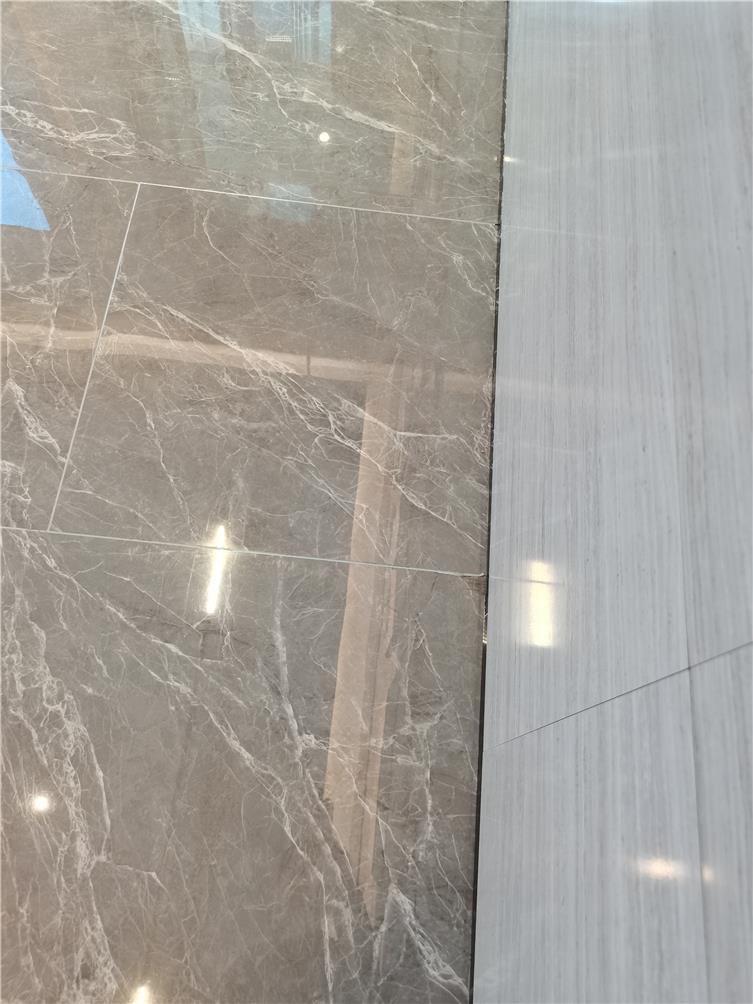 诺贝尔瓷砖
