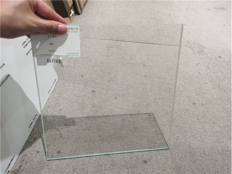 超白钢化玻璃