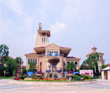 武汉碧桂园生态城展示区及会所景观设计